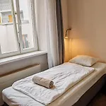 In Zizkov -301- * براغ