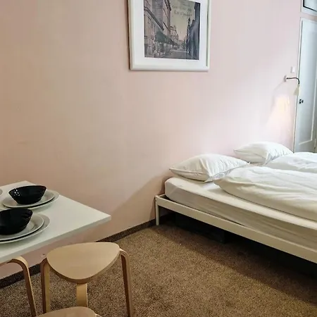 Apartment In Zizkov -301- Prague